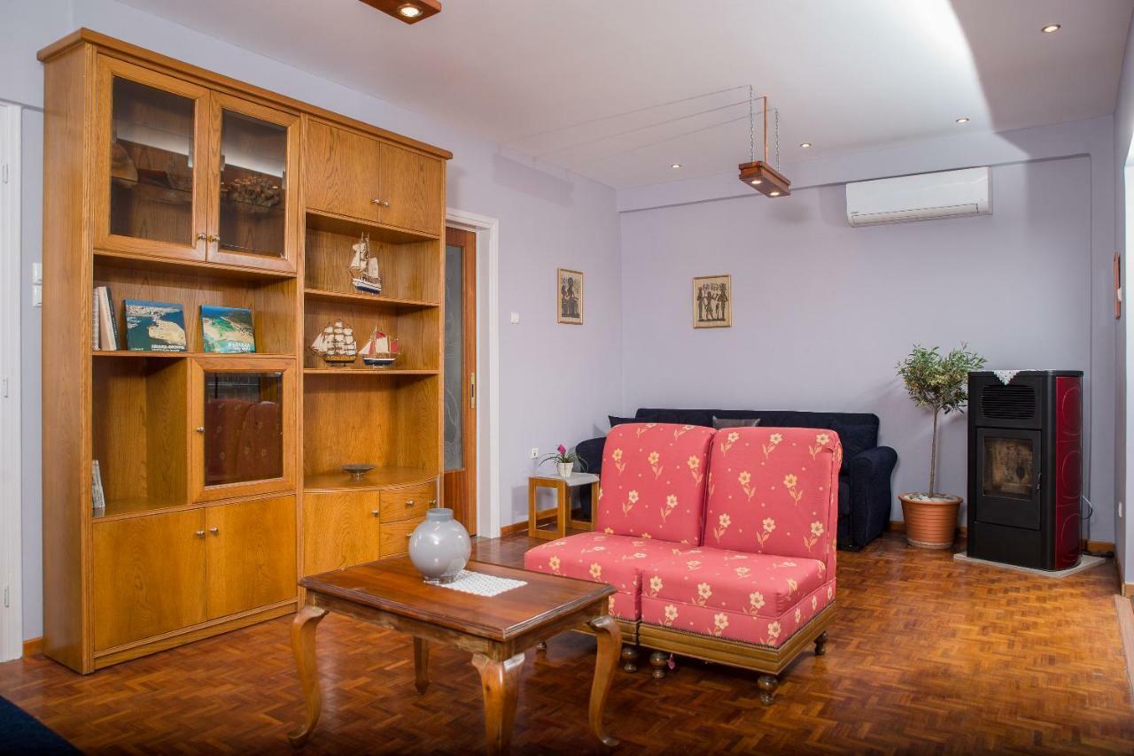 Thea Apartment Kavala Exteriör bild