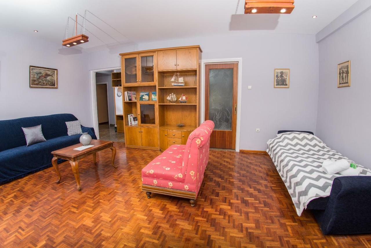 Thea Apartment Kavala Exteriör bild
