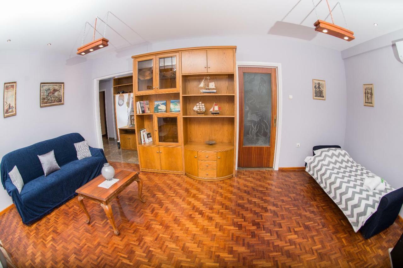 Thea Apartment Kavala Exteriör bild