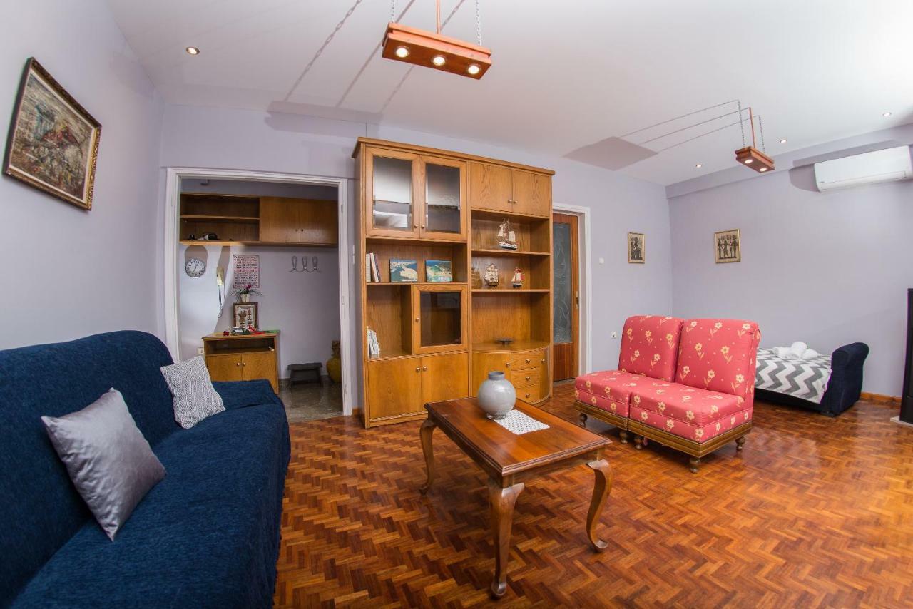 Thea Apartment Kavala Exteriör bild