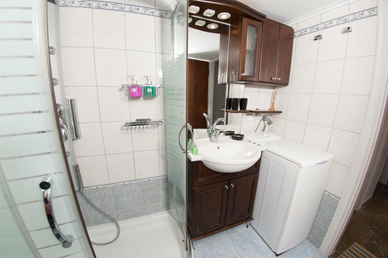 Thea Apartment Kavala Exteriör bild